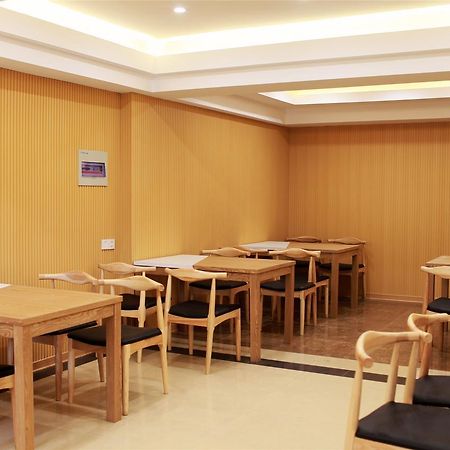 Greentree Inn Zhejiang Ningbo South Railway Station Express Hotel Екстериор снимка
