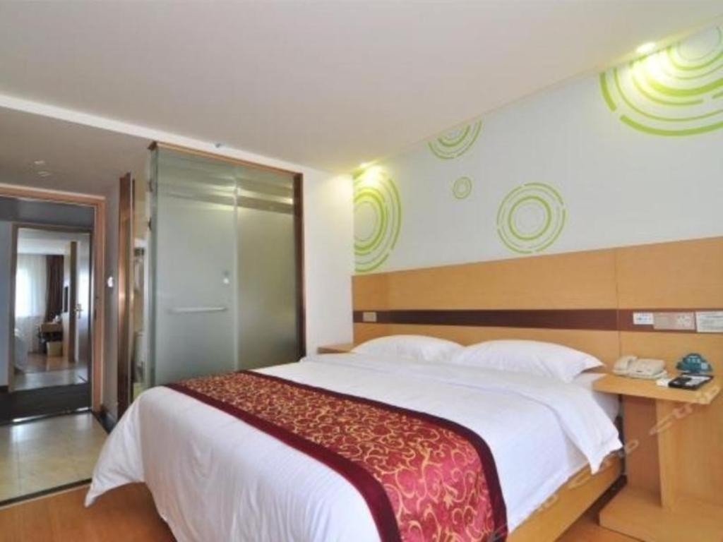 Greentree Inn Zhejiang Ningbo South Railway Station Express Hotel Екстериор снимка