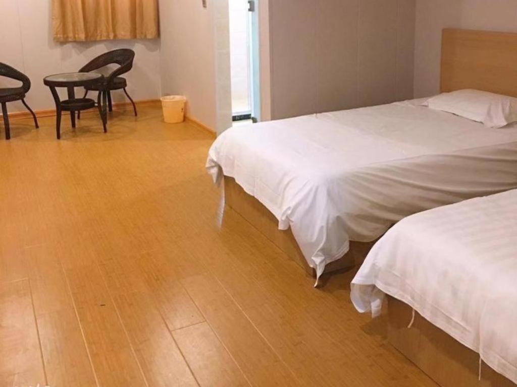 Greentree Inn Zhejiang Ningbo South Railway Station Express Hotel Екстериор снимка
