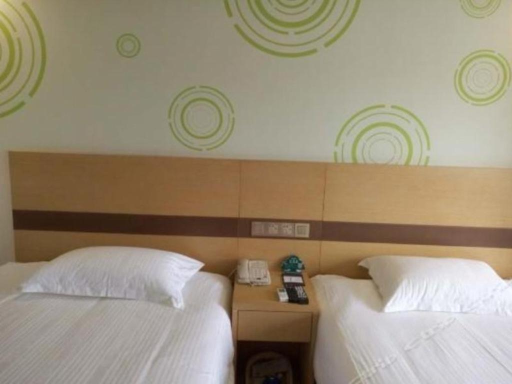 Greentree Inn Zhejiang Ningbo South Railway Station Express Hotel Екстериор снимка