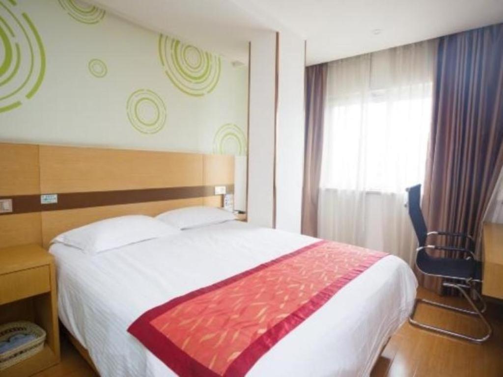 Greentree Inn Zhejiang Ningbo South Railway Station Express Hotel Екстериор снимка