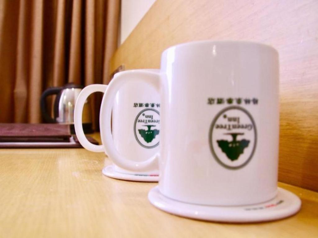 Greentree Inn Zhejiang Ningbo South Railway Station Express Hotel Екстериор снимка