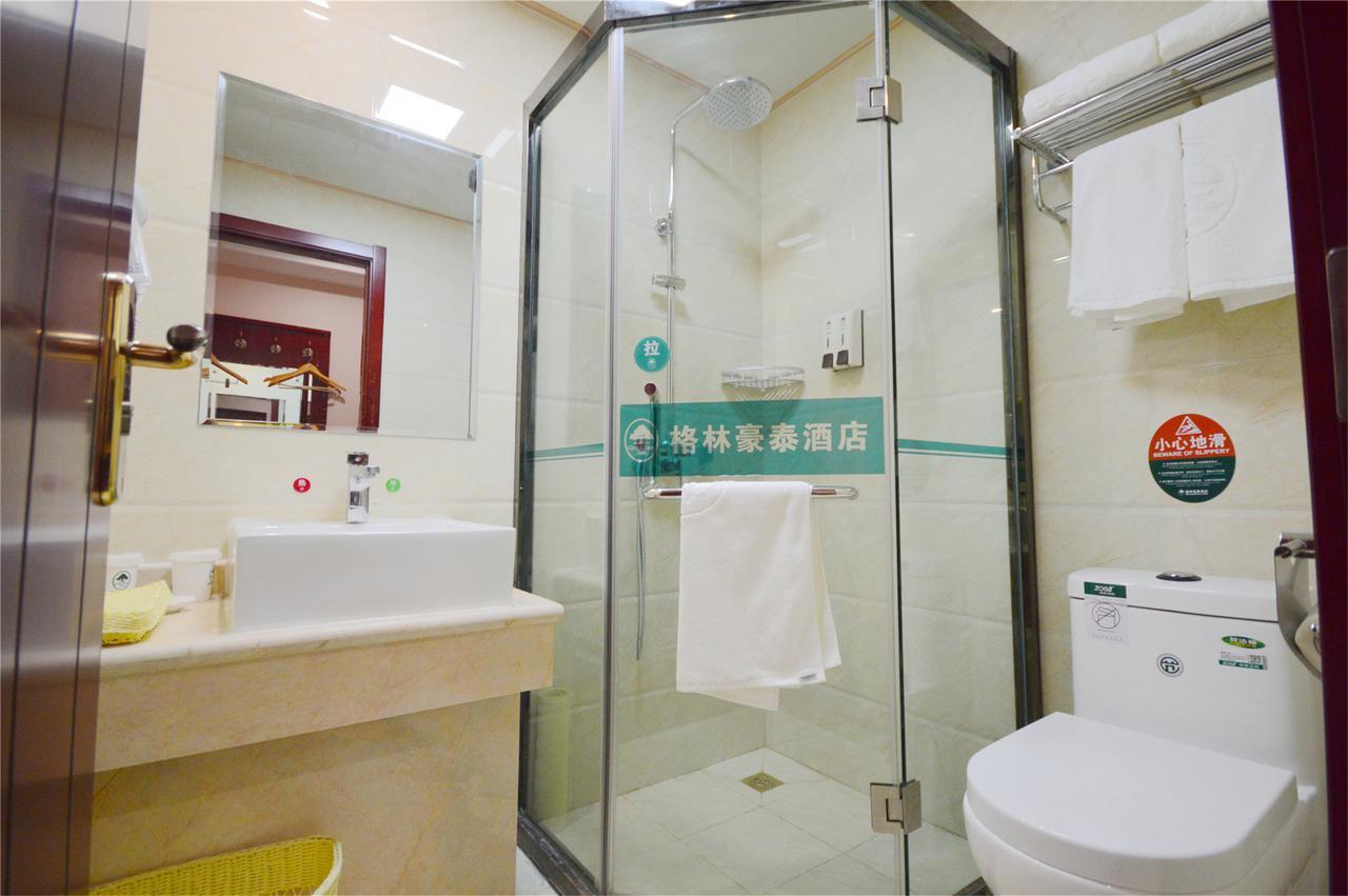 Greentree Inn Zhejiang Ningbo South Railway Station Express Hotel Екстериор снимка