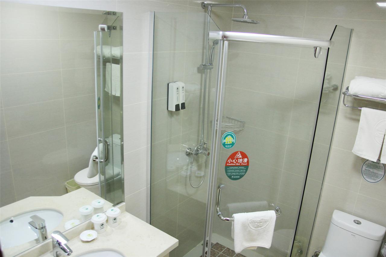 Greentree Inn Zhejiang Ningbo South Railway Station Express Hotel Екстериор снимка