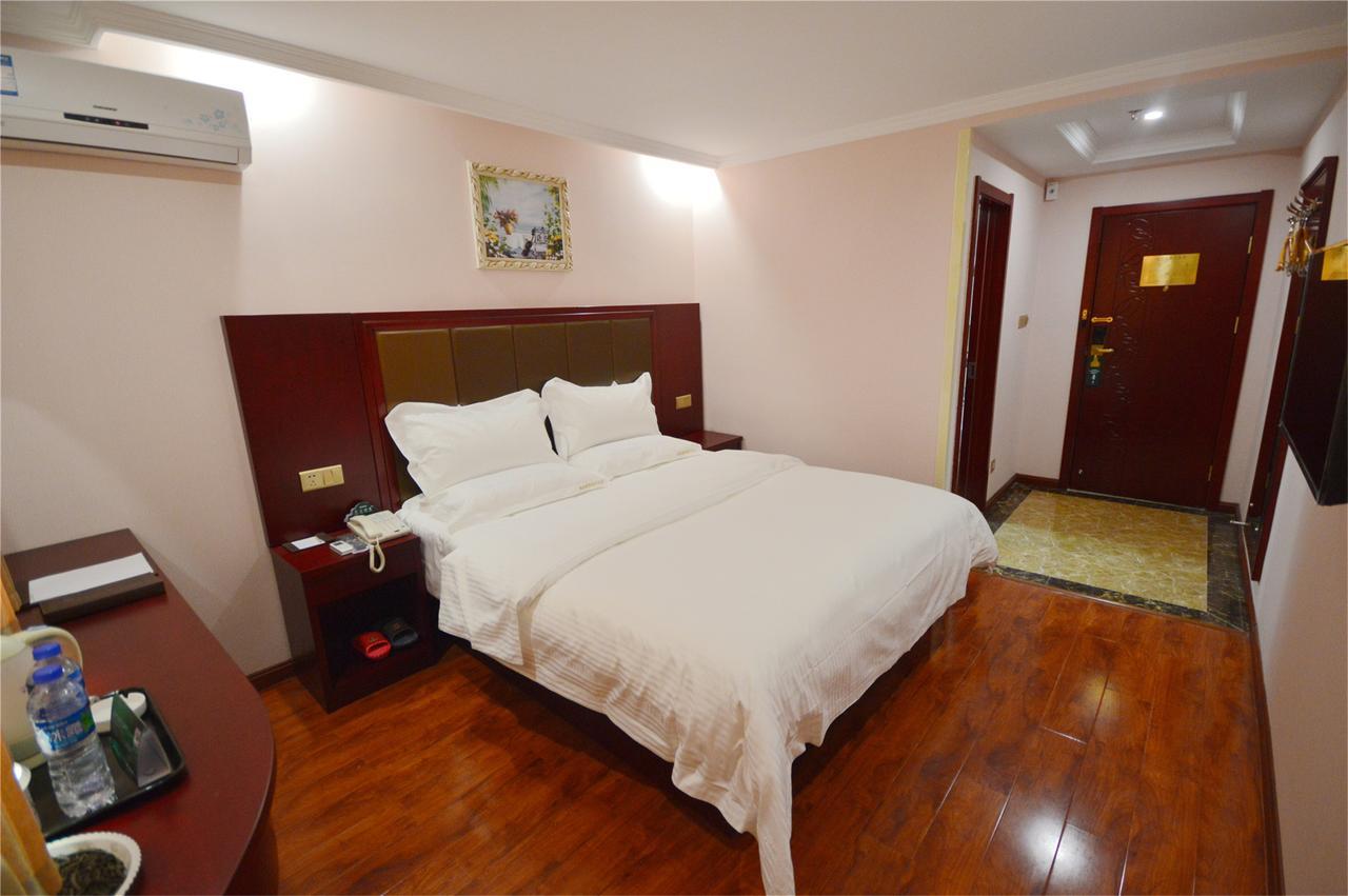 Greentree Inn Zhejiang Ningbo South Railway Station Express Hotel Екстериор снимка