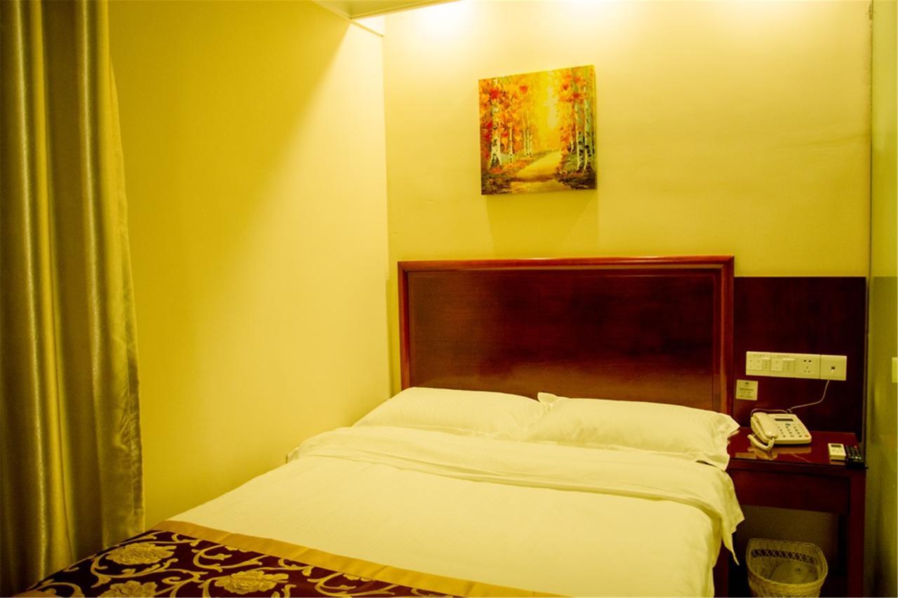 Greentree Inn Zhejiang Ningbo South Railway Station Express Hotel Екстериор снимка