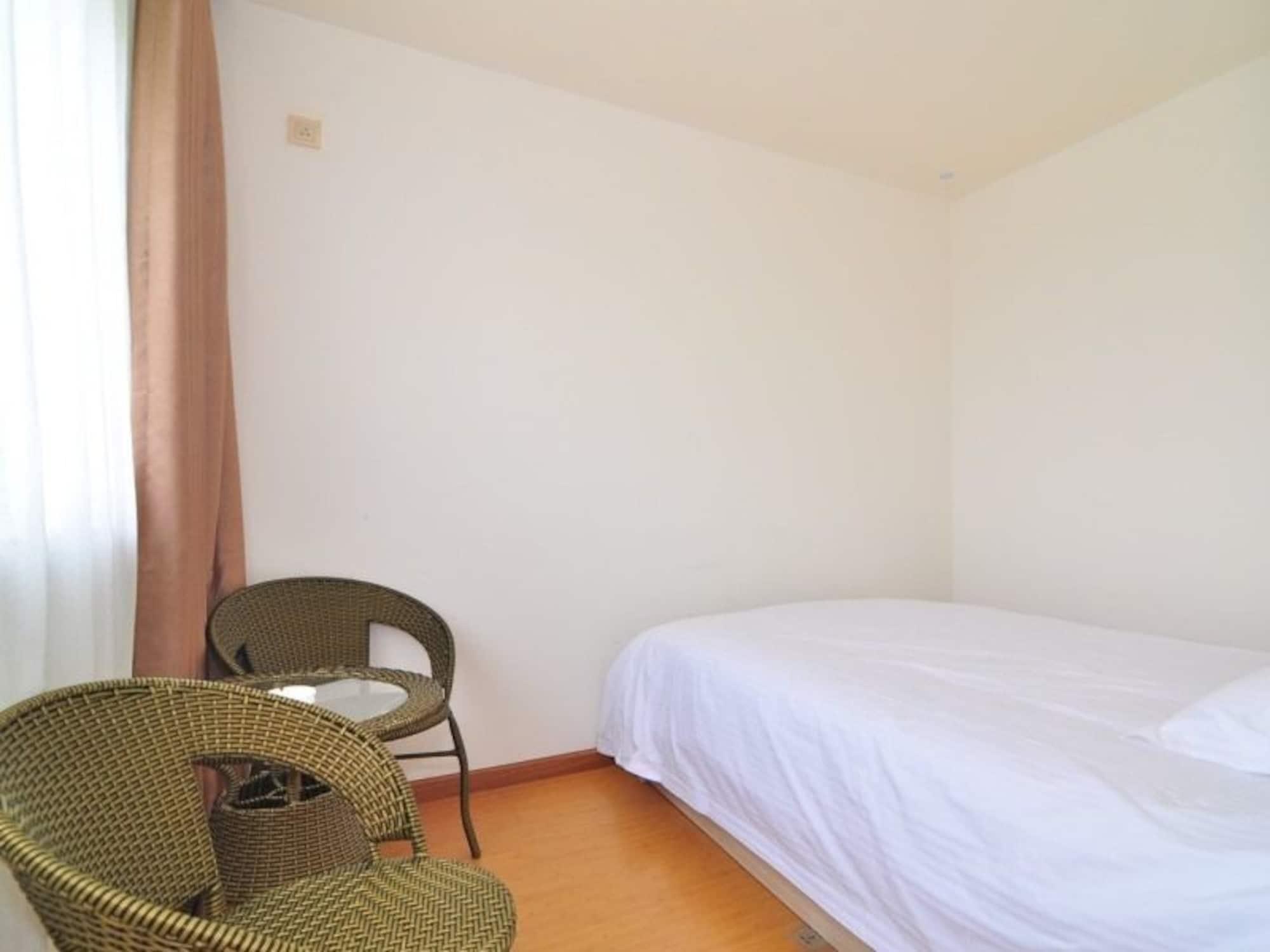 Greentree Inn Zhejiang Ningbo South Railway Station Express Hotel Екстериор снимка